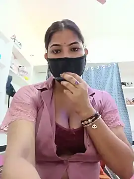Snapshot of Hot_radhaji chatting on 05/11/26, 04:29 Hot radhaji online show from 05/11/26, 04:29