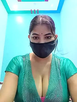 Hot radhaji online show from 07/03/26, 06:20