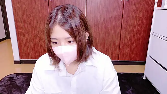 zz-AKANE-zz online show from 10/13/25, 07:19