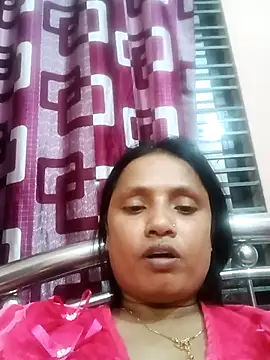 Snapshot of Megla879 chatting on 10/14/25, 08:31 Megla879 online show from 10/14/25, 08:31