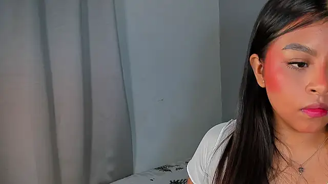 Jenn W online show from 11/08/25, 12:27