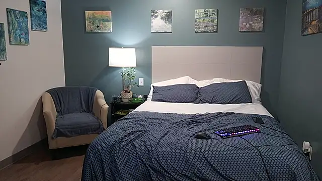 Snapshot of Fuck-Buddy-4U chatting on 11/09/25, 12:14 Fuck-Buddy-4U online show from 11/09/25, 12:14