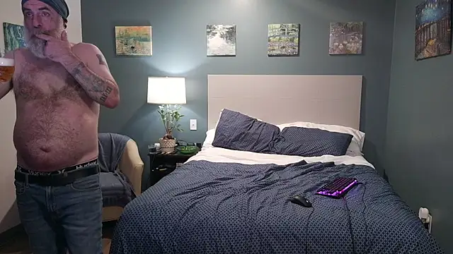 Snapshot of Fuck-Buddy-4U chatting on 11/13/25, 12:26 Fuck-Buddy-4U online show from 11/13/25, 12:26