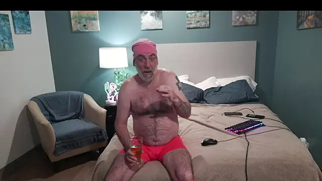 Snapshot of Fuck-Buddy-4U chatting on 12/15/25, 10:47 Fuck-Buddy-4U online show from 12/15/25, 10:47