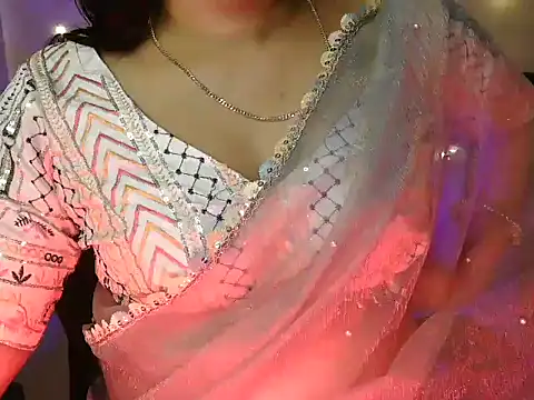 Snapshot of Royal_zara chatting on 12/13/25, 07:53 Royal zara online show from 12/13/25, 07:53