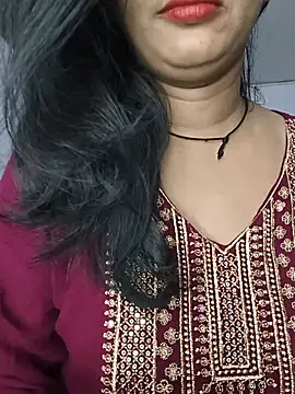 Janu-hasena online show from 07/21/26, 11:01