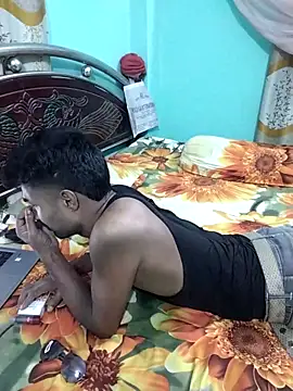 Snapshot of your_vedika1 chatting on 10/28/25, 06:21 your vedika1 online show from 10/28/25, 06:21