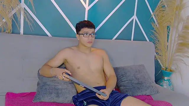 Stefano Calle online show from 10/30/25, 12:28