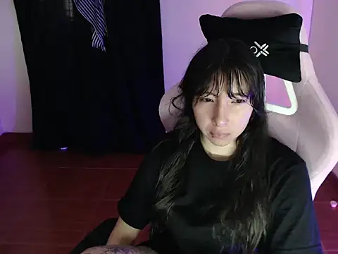 Snapshot of scarlethgasaiyuno chatting on 10/15/25, 01:22 scarlethgasaiyuno online show from 10/15/25, 01:22