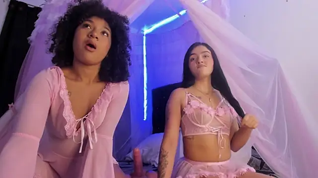 Snapshot of ailen_aria chatting on 10/12/25, 03:22 ailen aria online show from 10/12/25, 03:22