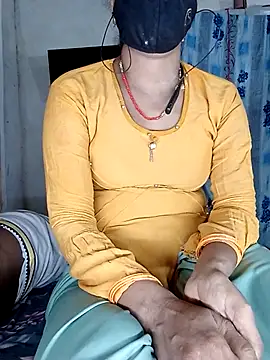 Snapshot of Sexy_Riya_Bhabhi chatting on 10/24/25, 03:52 Sexy Riya Bhabhi online show from 10/24/25, 03:52
