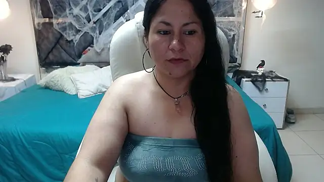 Snapshot of Pamela_jones7 chatting on 10/10/25, 02:21 Pamela jones7 online show from 10/10/25, 02:21