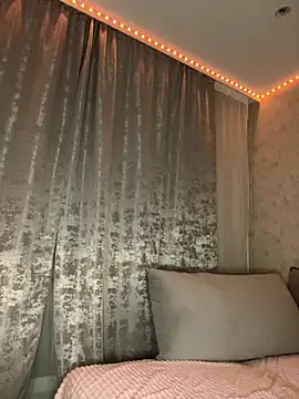 Snapshot of whorimi chatting on 10/26/25, 03:07 whorimi online show from 10/26/25, 03:07