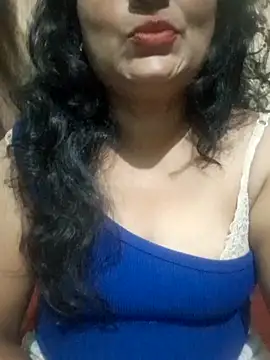 Snapshot of Seema_Mishra chatting on 10/29/25, 04:53 Seema Mishra online show from 10/29/25, 04:53