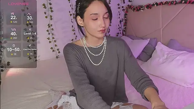 GentleMusee online show from 11/25/25, 06:35