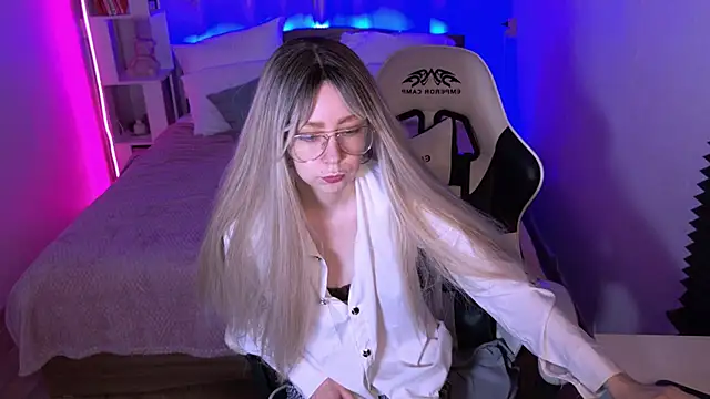 sofiisun online show from 11/04/25, 02:10