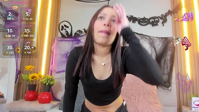 NaomiVera  online show from 10/20/25, 12:16