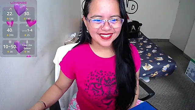 Snapshot of Miss__kendra_ chatting on 01/11/26, 03:17 Miss kendra online show from 01/11/26, 03:17