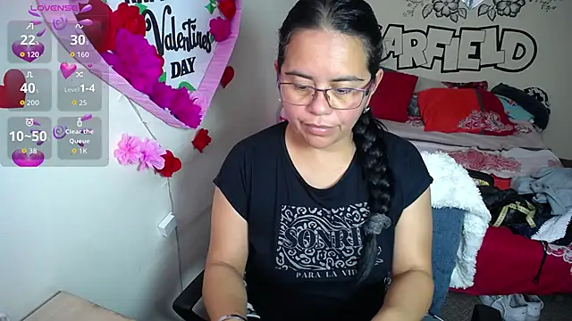 Snapshot of Miss__kendra_ chatting on 02/18/26, 03:19 Miss kendra online show from 02/18/26, 03:19