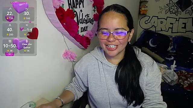Snapshot of Miss__kendra_ chatting on 03/21/26, 12:37 Miss kendra online show from 03/21/26, 12:37