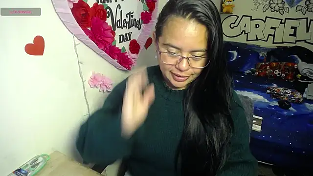 Snapshot of Miss__kendra_ chatting on 04/17/26, 11:35 Miss kendra online show from 04/17/26, 11:35