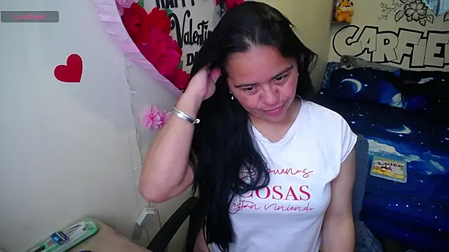 Snapshot of Miss__kendra_ chatting on 04/23/26, 12:29 Miss kendra online show from 04/23/26, 12:29