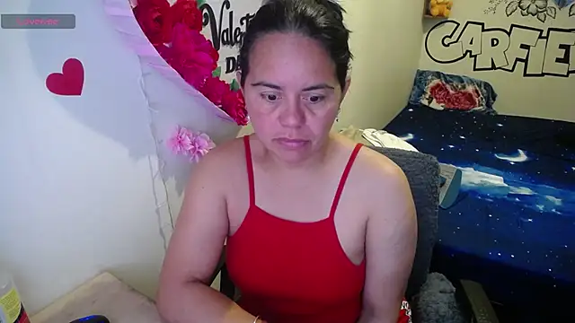 Snapshot of Miss__kendra_ chatting on 04/25/26, 11:35 Miss kendra online show from 04/25/26, 11:35