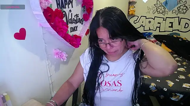Snapshot of Miss__kendra_ chatting on 05/22/26, 11:27 Miss kendra online show from 05/22/26, 11:27