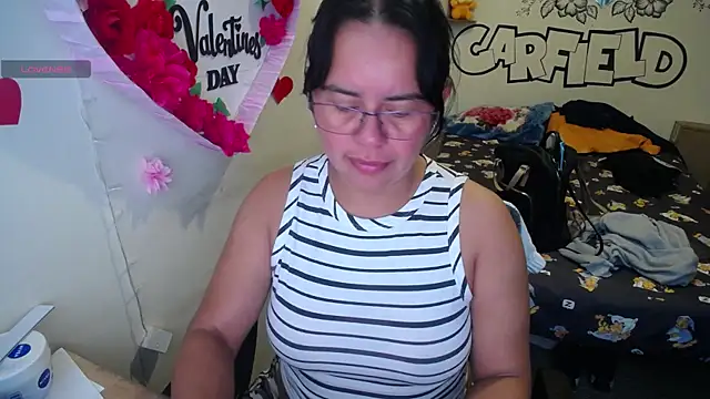 Snapshot of Miss__kendra_ chatting on 06/26/26, 12:31 Miss kendra online show from 06/26/26, 12:31