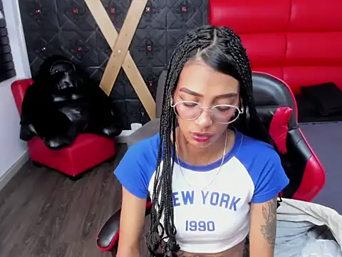 Snapshot of KarlaSlutSkinny__ chatting on 05/15/26, 08:27 KarlaSlutSkinny online show from 05/15/26, 08:27