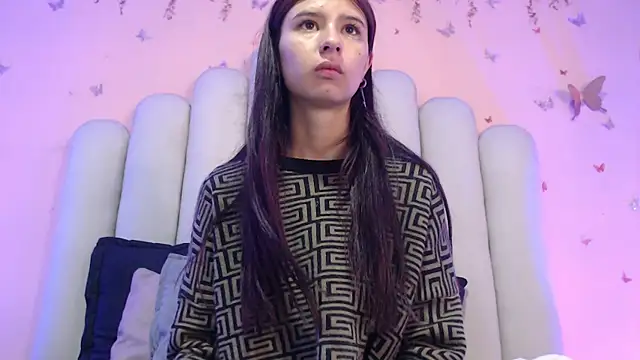 Snapshot of SweetRenata_ chatting on 11/07/25, 11:21 SweetRenata online show from 11/07/25, 11:21