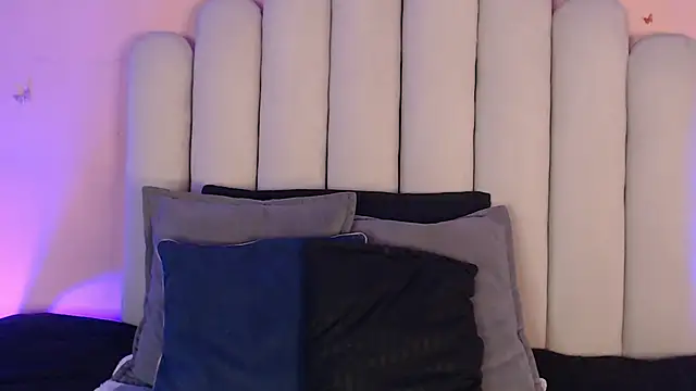 Snapshot of SweetRenata_ chatting on 11/27/25, 11:23 SweetRenata online show from 11/27/25, 11:23