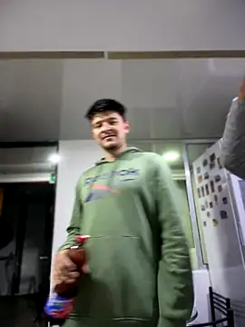 Snapshot of Nick_Juniorr chatting on 10/17/25, 02:59 Nick Juniorr online show from 10/17/25, 02:59