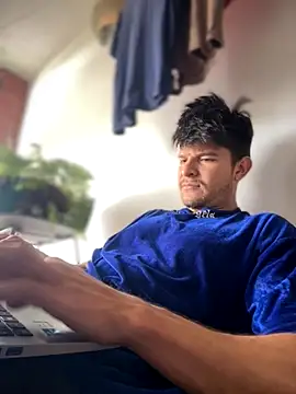 Snapshot of Nick_Juniorr chatting on 10/19/25, 05:46 Nick Juniorr online show from 10/19/25, 05:46