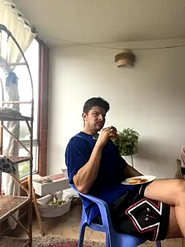 Snapshot of Nick_Juniorr chatting on 10/30/25, 05:13 Nick Juniorr online show from 10/30/25, 05:13