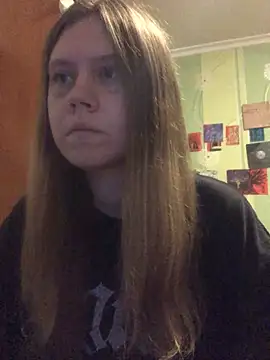 Snapshot of LunaVirelle chatting on 11/10/25, 05:01 LunaVirelle online show from 11/10/25, 05:01
