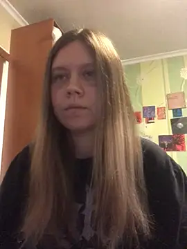 Snapshot of LunaVirelle chatting on 11/13/25, 01:21 LunaVirelle online show from 11/13/25, 01:21