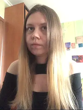Snapshot of LunaVirelle chatting on 02/11/26, 10:42 LunaVirelle online show from 02/11/26, 10:42