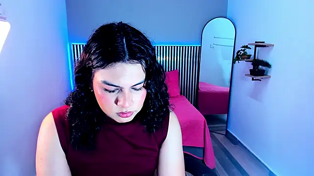 Snapshot of Little_Alli chatting on 12/16/25, 12:59 Little Alli online show from 12/16/25, 12:59