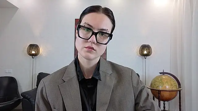 Snapshot of Marie_Fitch chatting on 05/02/26, 12:48 Marie Fitch online show from 05/02/26, 12:48