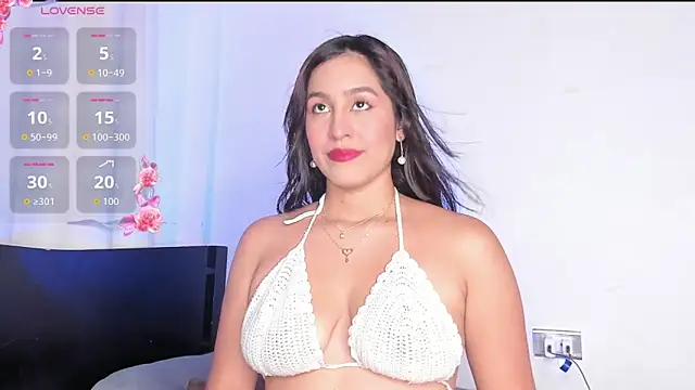 Nyxaraa online show from 10/25/25, 09:53