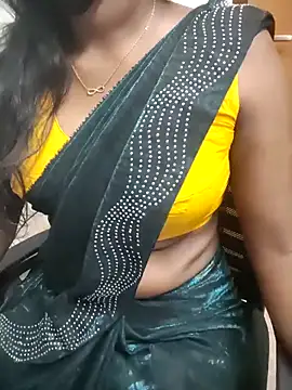 Tamilmallu-duskygirl03 online show from 05/14/26, 05:36
