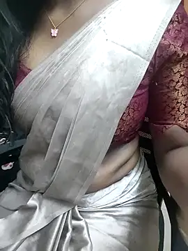 Tamilmallu-duskygirl03 online show from 05/28/26, 06:00