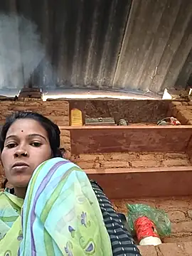 Snapshot of Co_punam chatting on 10/15/25, 02:01 Co punam online show from 10/15/25, 02:01