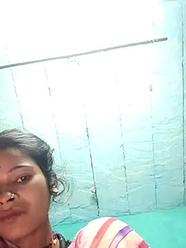 Snapshot of Co_punam chatting on 10/16/25, 12:00 Co punam online show from 10/16/25, 12:00