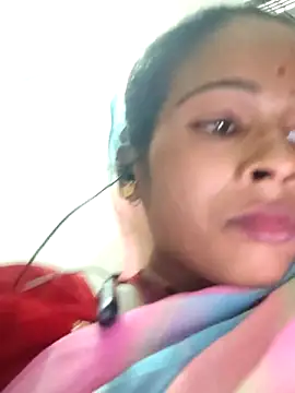 Snapshot of Co_punam chatting on 10/27/25, 02:48 Co punam online show from 10/27/25, 02:48