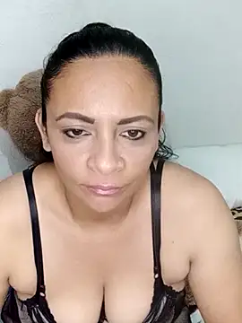 Gema  8 online show from 10/15/25, 02:11