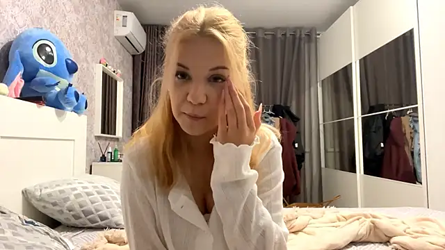 Snapshot of Randa_babygirl chatting on 10/23/25, 07:12 Randa babygirl online show from 10/23/25, 07:12