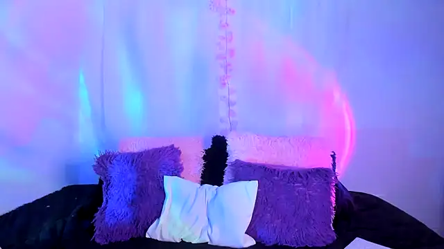 HeidyRousse online show from 05/29/26, 08:51