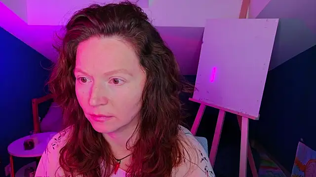 Snapshot of AuroraBorealis__ chatting on 12/04/25, 06:23 AuroraBorealis online show from 12/04/25, 06:23